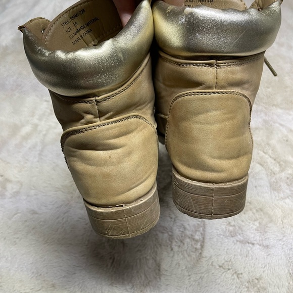 Brown and Gold Boots - Picture 5 of 8